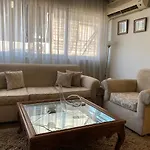 Charming 2-Bedrooms Apartment With Side Nile View