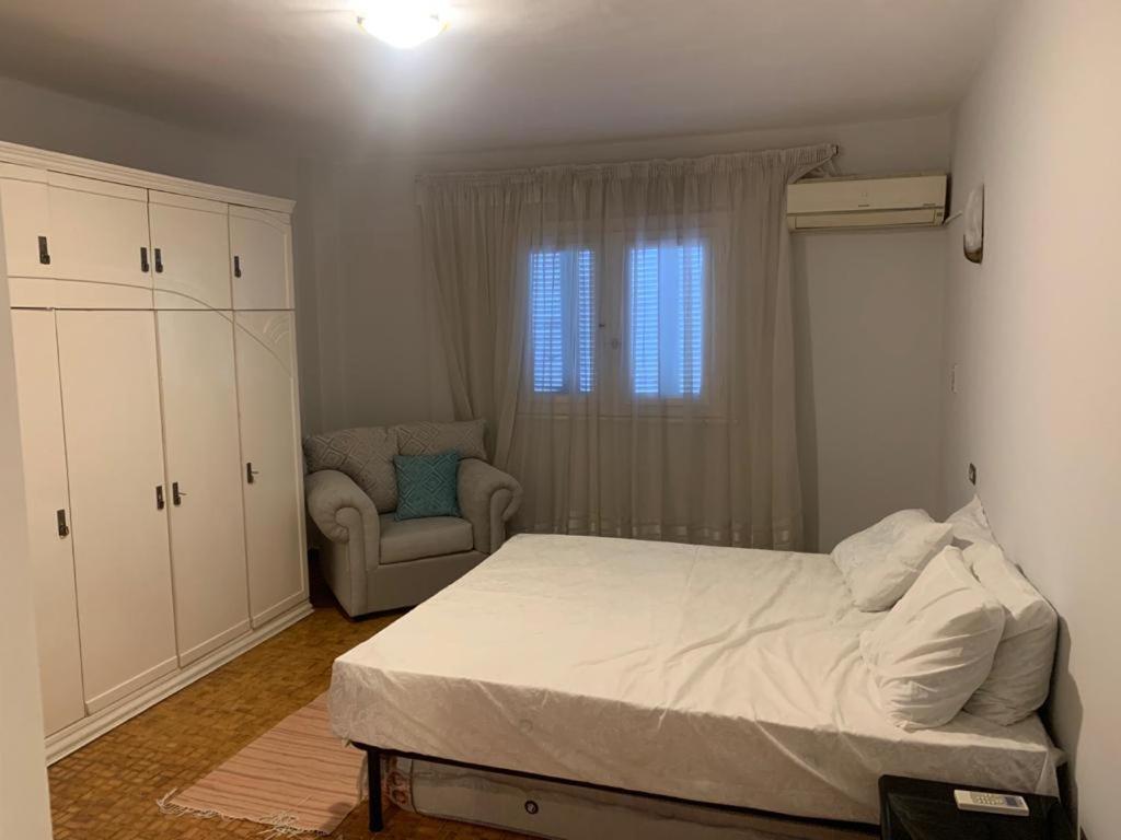Charming 2-bedrooms With Side Nile View Cairo