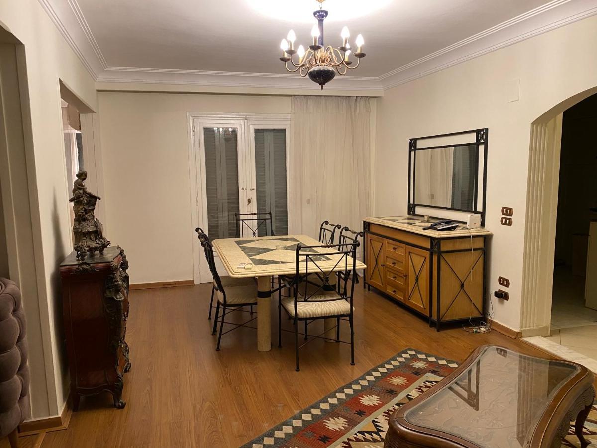 Charming 2-bedrooms With Side Nile View Cairo