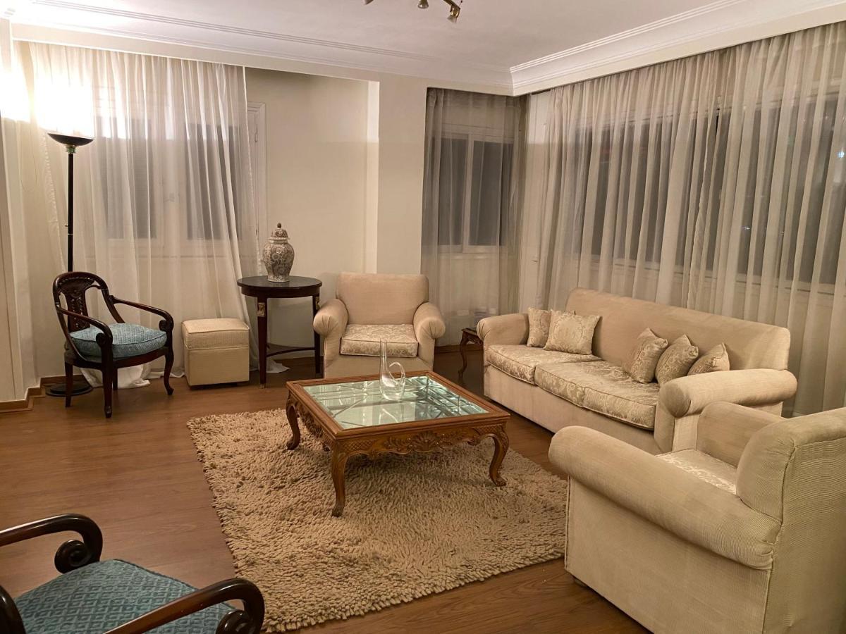Charming 2-bedrooms With Side Nile View * Cairo