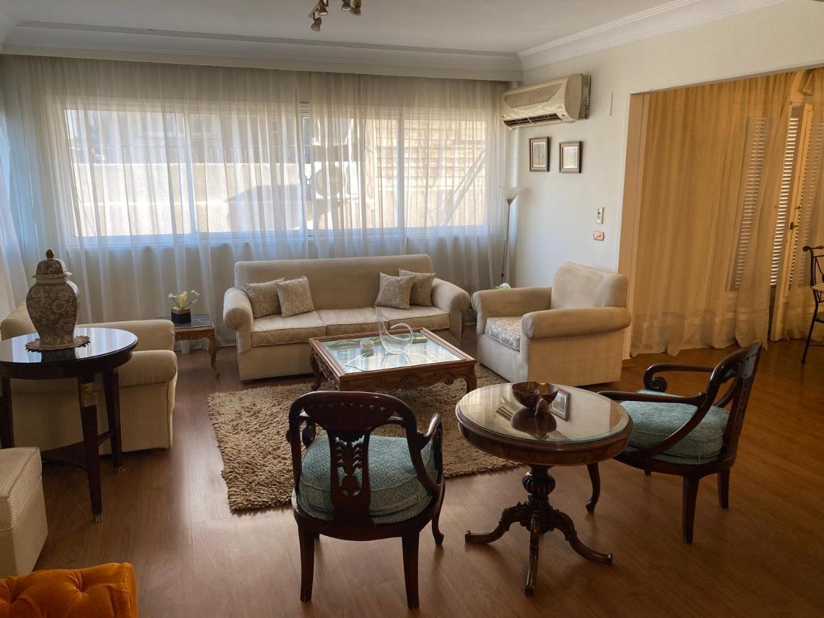 Charming 2-bedrooms With Side Nile View Apartment